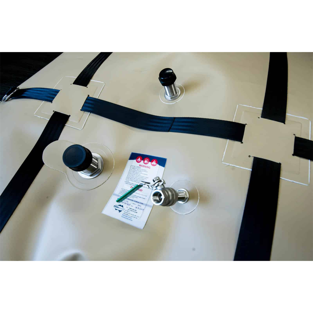 Fleximake_500L_Flexible_Pillow_Fuel_Bladder_Fittings